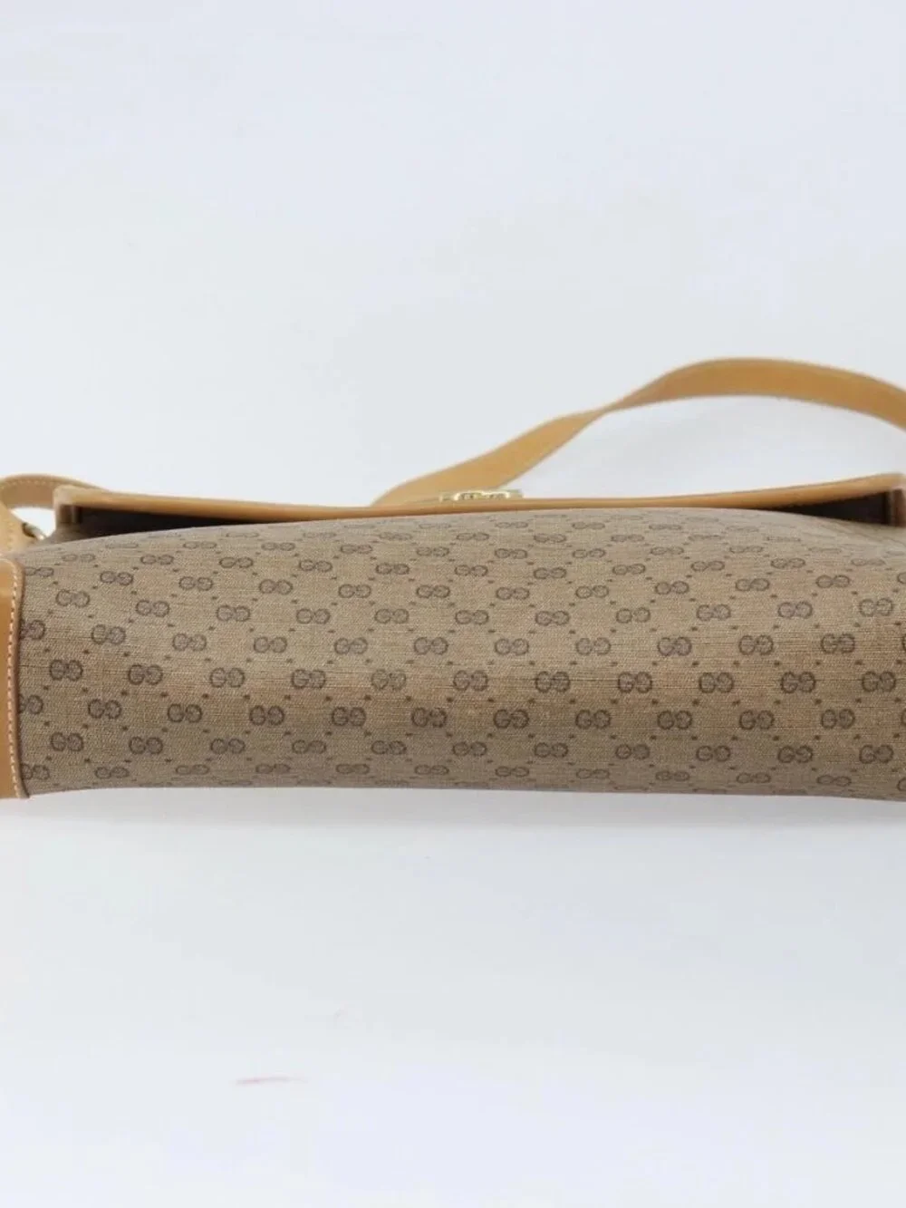 GUCCI Micro GG Supreme Shoulder Bag PVC Beige Gold Auth 173871 - Picture 6 of 15